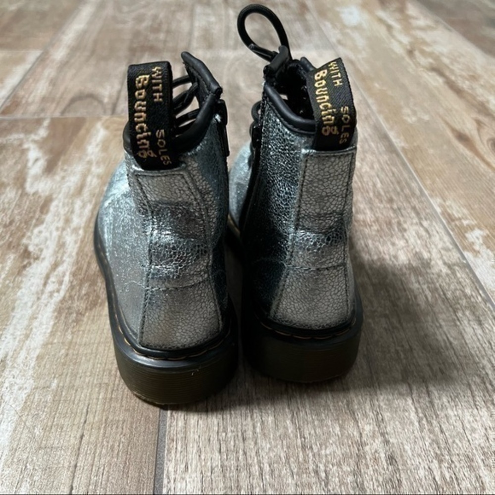 Dr. Martens | Delaney Lamper Foil Combat Boots - Picture 2 of 10